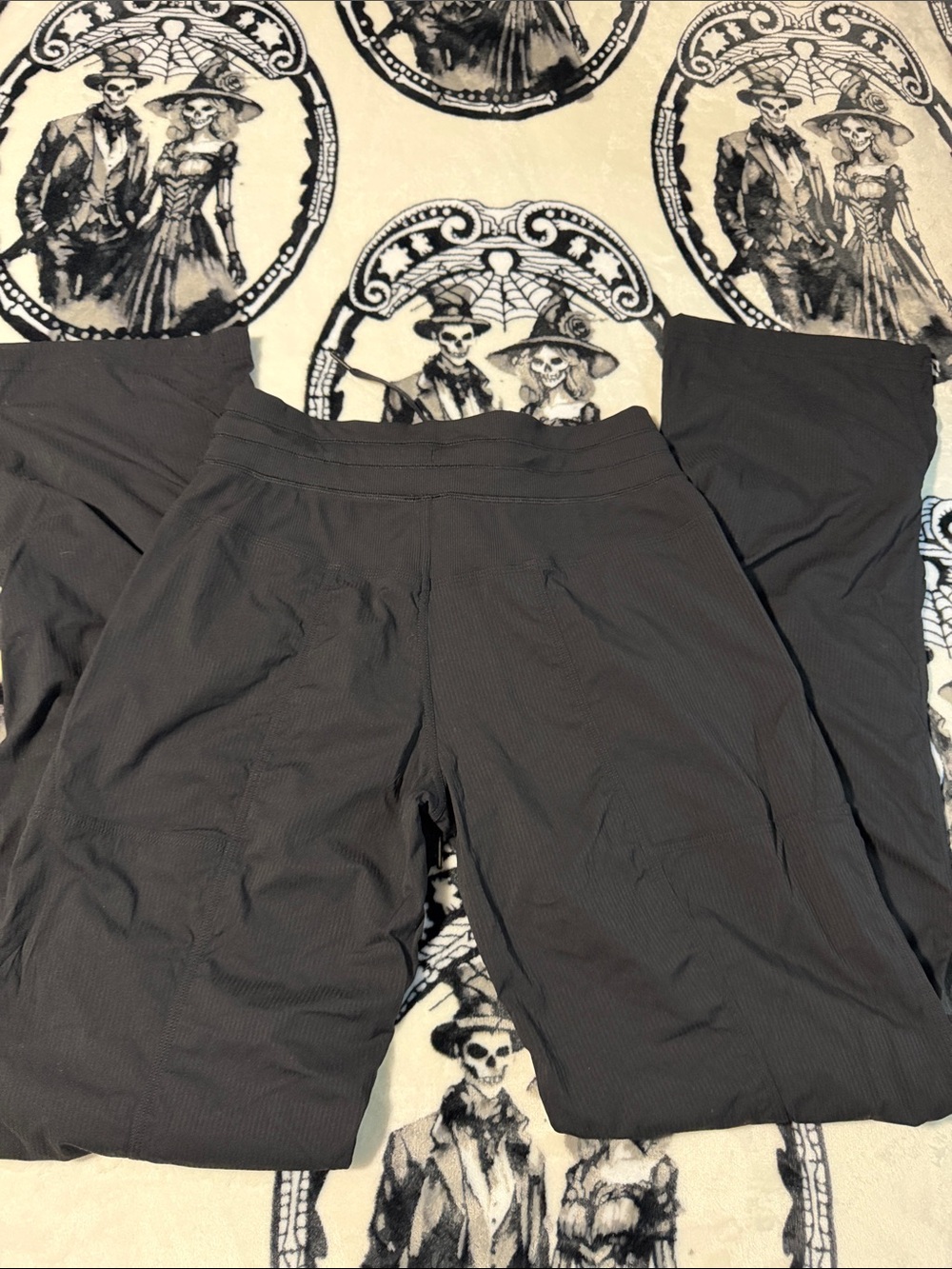 Lululemon bootcut pants - Picture 5 of 6